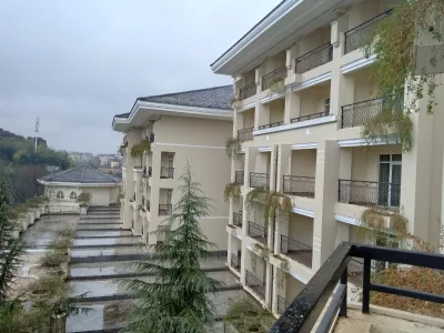 Country Garden Hot Springs