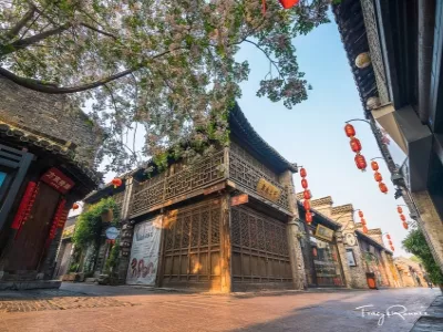 Dongguan street