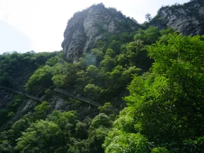 Hefeng Pingshan Canyon