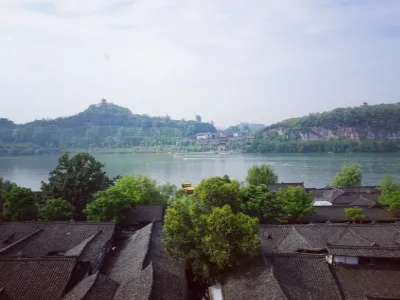 Huaguang Building