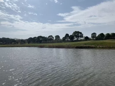 Liangzi Lake Waterfront Vacation Camp Scenic Area