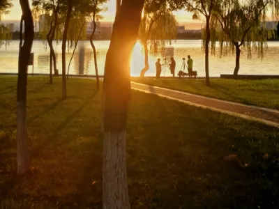 Longyuan Lake Park