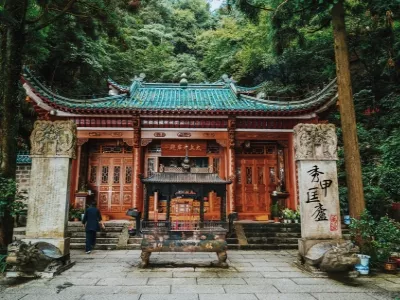 Lushan National Key Scenic Area - Xianren Cave