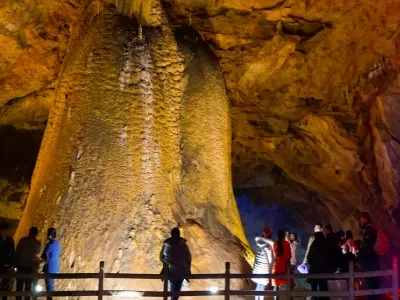 Meishan Dragon Palace