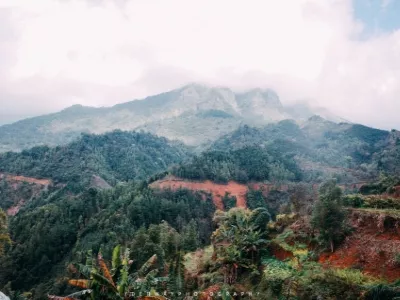 Mt. Shengtangshan Scenic Resort