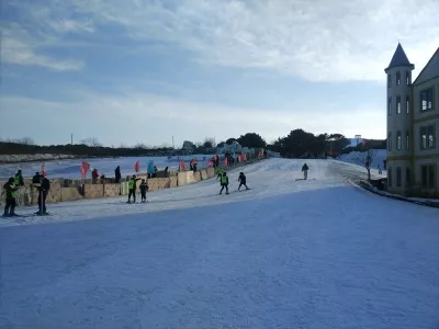Qianshan Hot Spring Ski Resort