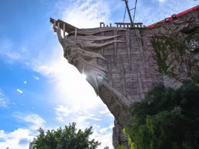 The Romantic Show of Sanya