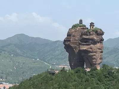 Shuangta Mountain