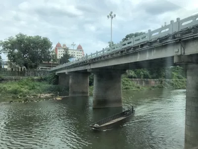 Sino-Vietnam Friendship Bridge