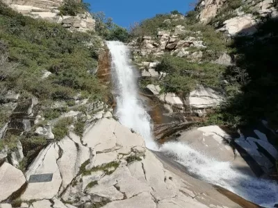 Ten Waterfalls Gorge