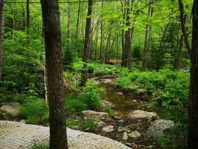 Weihu Mountain Jiuzhai Scenic Area