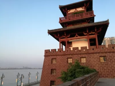 Yiting Ming Cliff Carvings